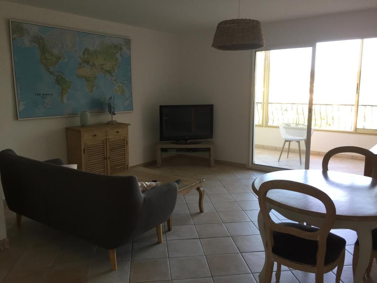 Vacances Ideales Limite Sanary Sur Mer !! Logement Partage Shared Accommodation أوليوليه المظهر الخارجي الصورة